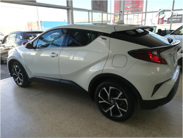 Toyota C-HR ADVANCEd 2