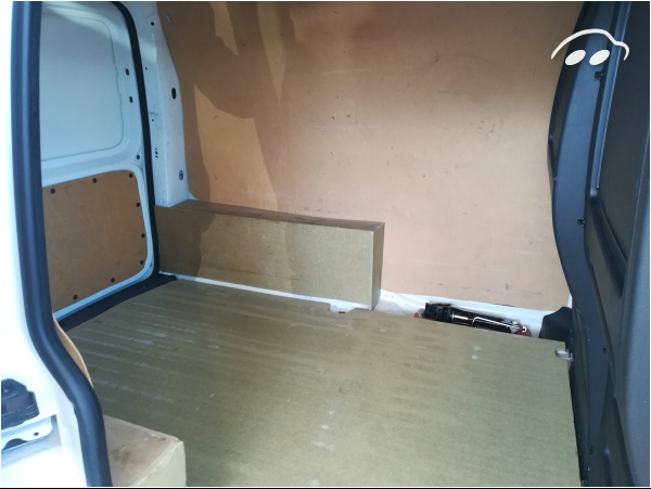 Volkswagen Caddy 2.0 6