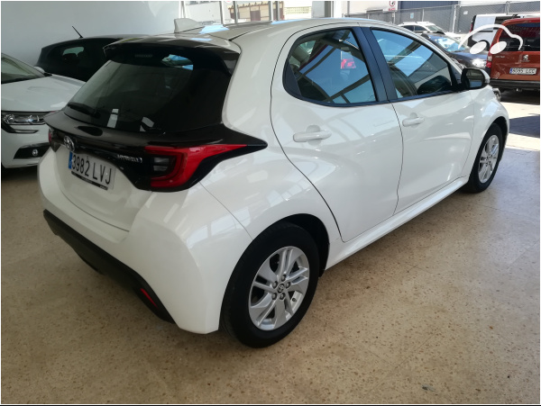 Toyota Yaris STYLE 5