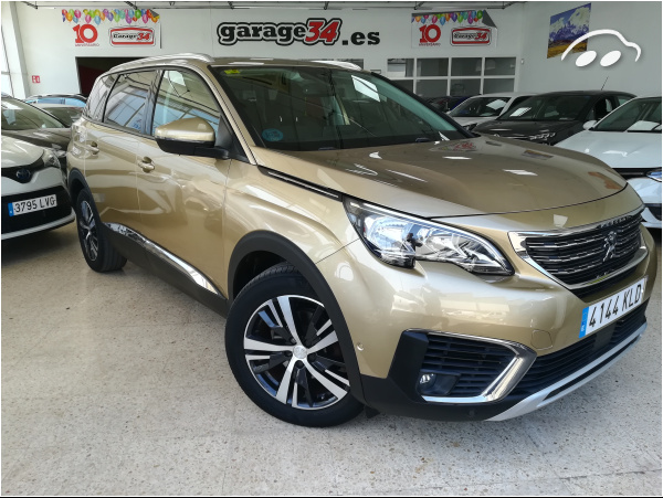 Peugeot 5008 SUV ALLURE 130 1