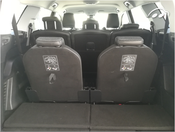 Peugeot 5008 SUV ALLURE 130 5