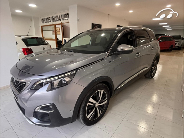 Peugeot 5008  2