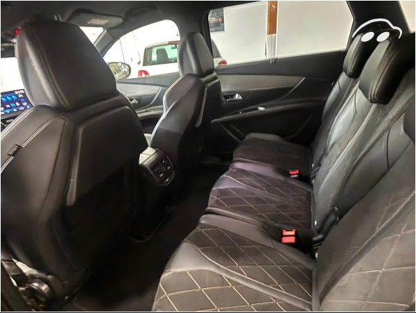 Peugeot 5008  10