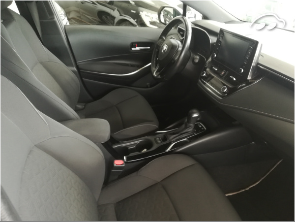 Toyota Corolla ACTIVE 6