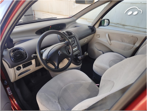 Citroen C4 Picasso  9