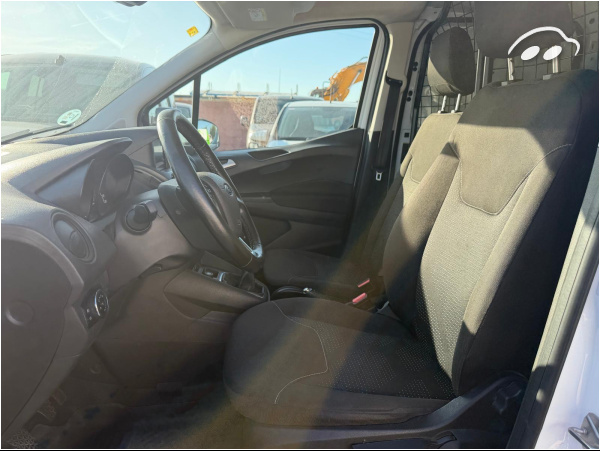 Ford Transit courier FURGON  8