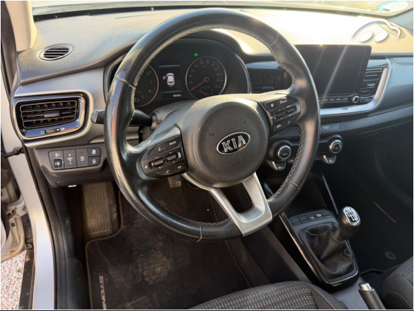 Kia Stonic  9