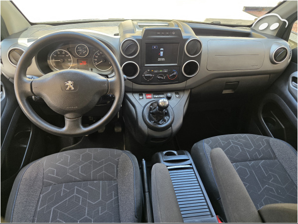 Peugeot Partner Style 8