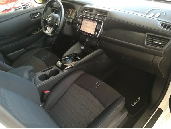 Nissan Leaf acenta 40kwh 7