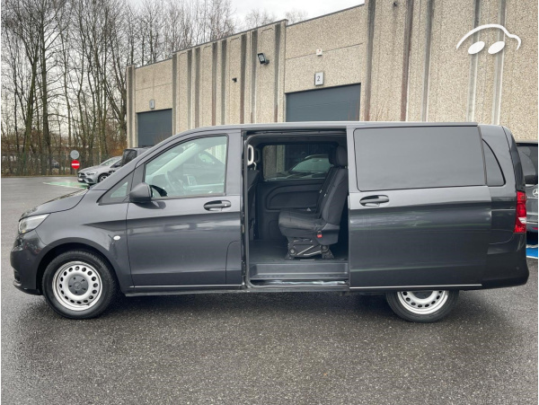 Mercedes-benz Vito  12