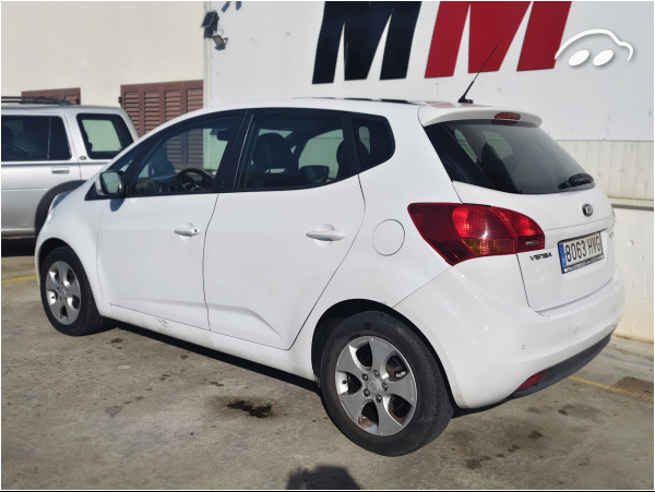 Kia Venga  4