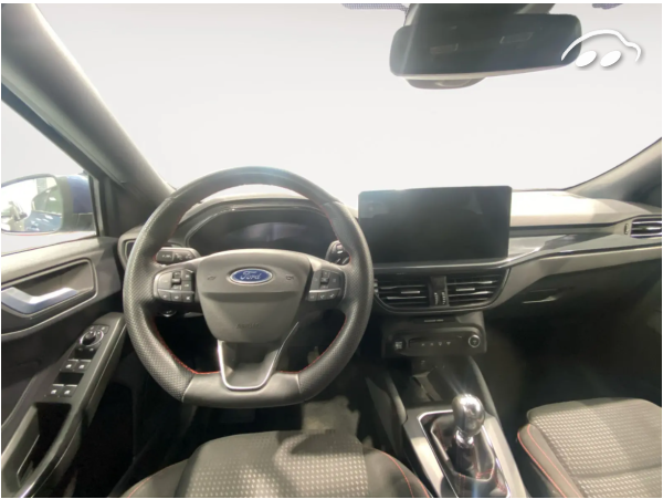 Ford Focus ST-Line X 5