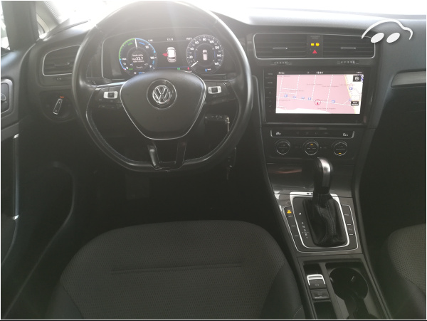 Volkswagen Golf e power 5