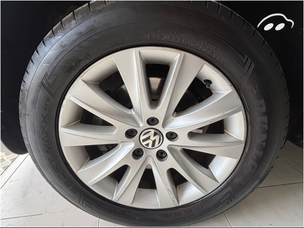 Volkswagen Tiguan  5