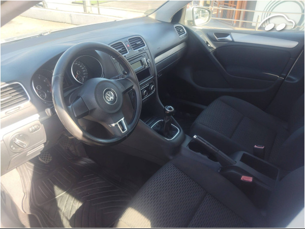 Volkswagen Golf VI 1.4 Gasolina . 3