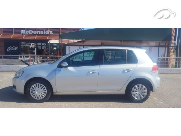 Volkswagen Golf VI 1.4 Gasolina . 4