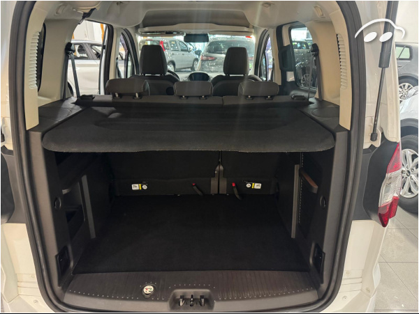 Ford Tourneo courier 1.0 ECOBOOST TITANIUM 4