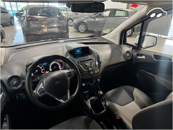 Ford Tourneo courier 1.0 ECOBOOST TITANIUM 7