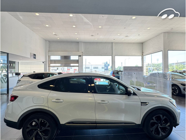 Renault Arkana RS LINE 8