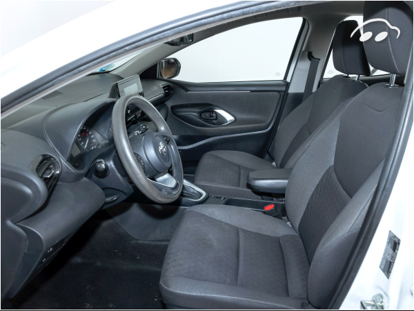 Toyota Yaris 1.5 VVT-I HYBRID BUSINESS PLUS 5P 116CV 10