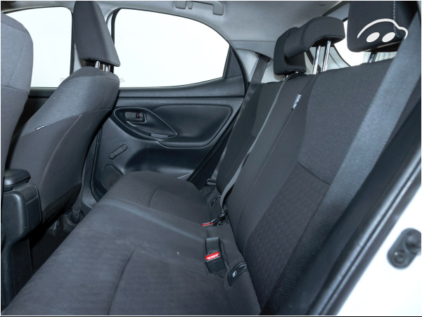 Toyota Yaris 1.5 VVT-I HYBRID BUSINESS PLUS 5P 116CV 11