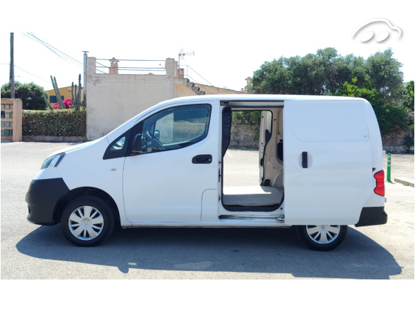 Nissan Nv200  5