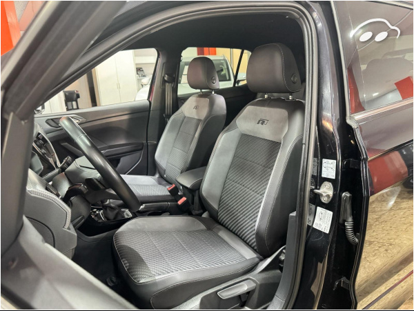 Volkswagen T-cross 1.5 R LINE AUTOMÁTICO 8