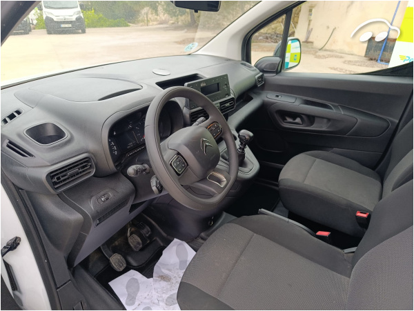 Citroen Berlingo  Furgon TALLA M BLUEHDI 100 8