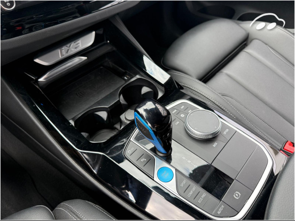 Bmw I3 BMW IX3 7