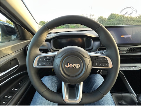 Jeep Avenger ALTITUDE 2