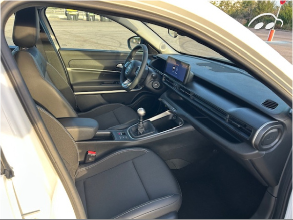 Jeep Avenger ALTITUDE 7