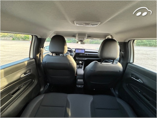 Jeep Avenger ALTITUDE 9