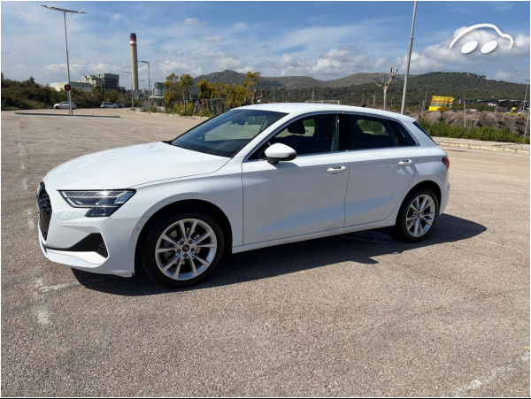 Audi A3 SPORTBACK ADVANCED 30 TFSI S-Tronic 3