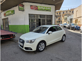 audi-a1-s-tronic-90cv-3p-271011